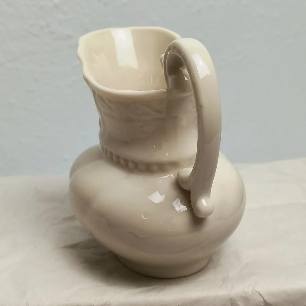 Lenox Colonial Ceramic Pitcher Creamer Syrup Off White